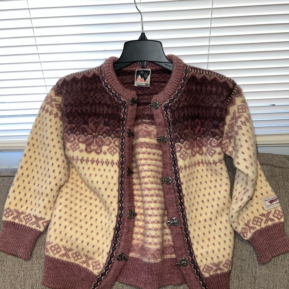 Dale of Norway women’s cardigan